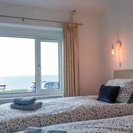 Sea View *